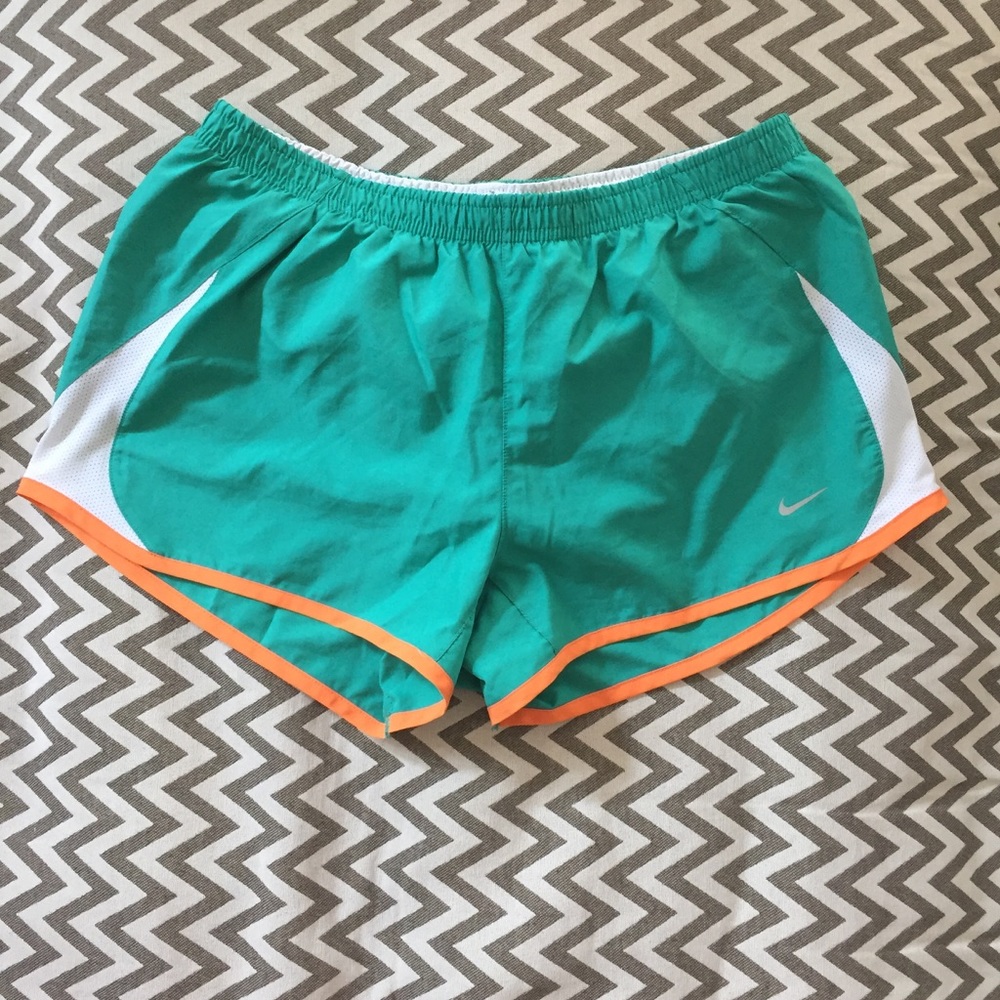 Nike tempo running shorts - green & orange